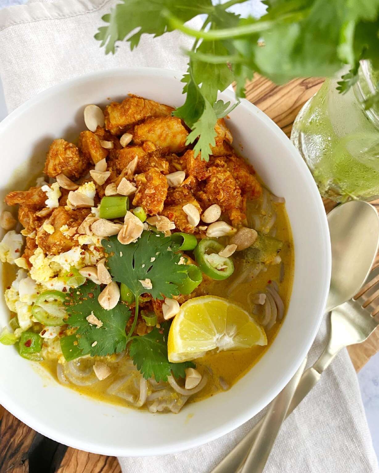 noodles and curry khao suey