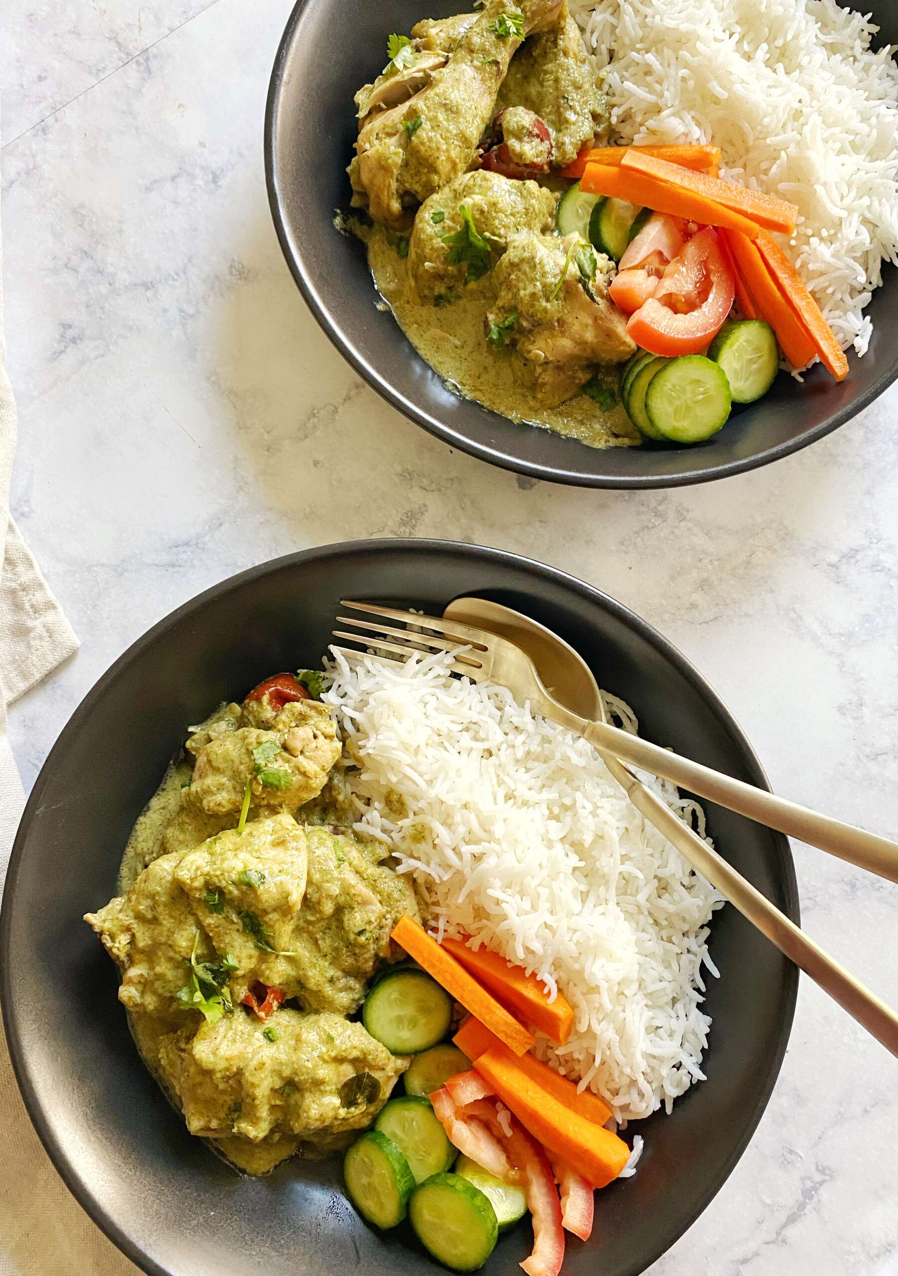 Green Chicken Curry in a bowl with rice