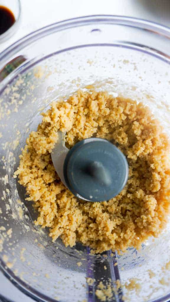 Cashew butter grainy stage in food processor
