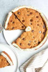 Healthy Chocolate Chip Cookie Cake